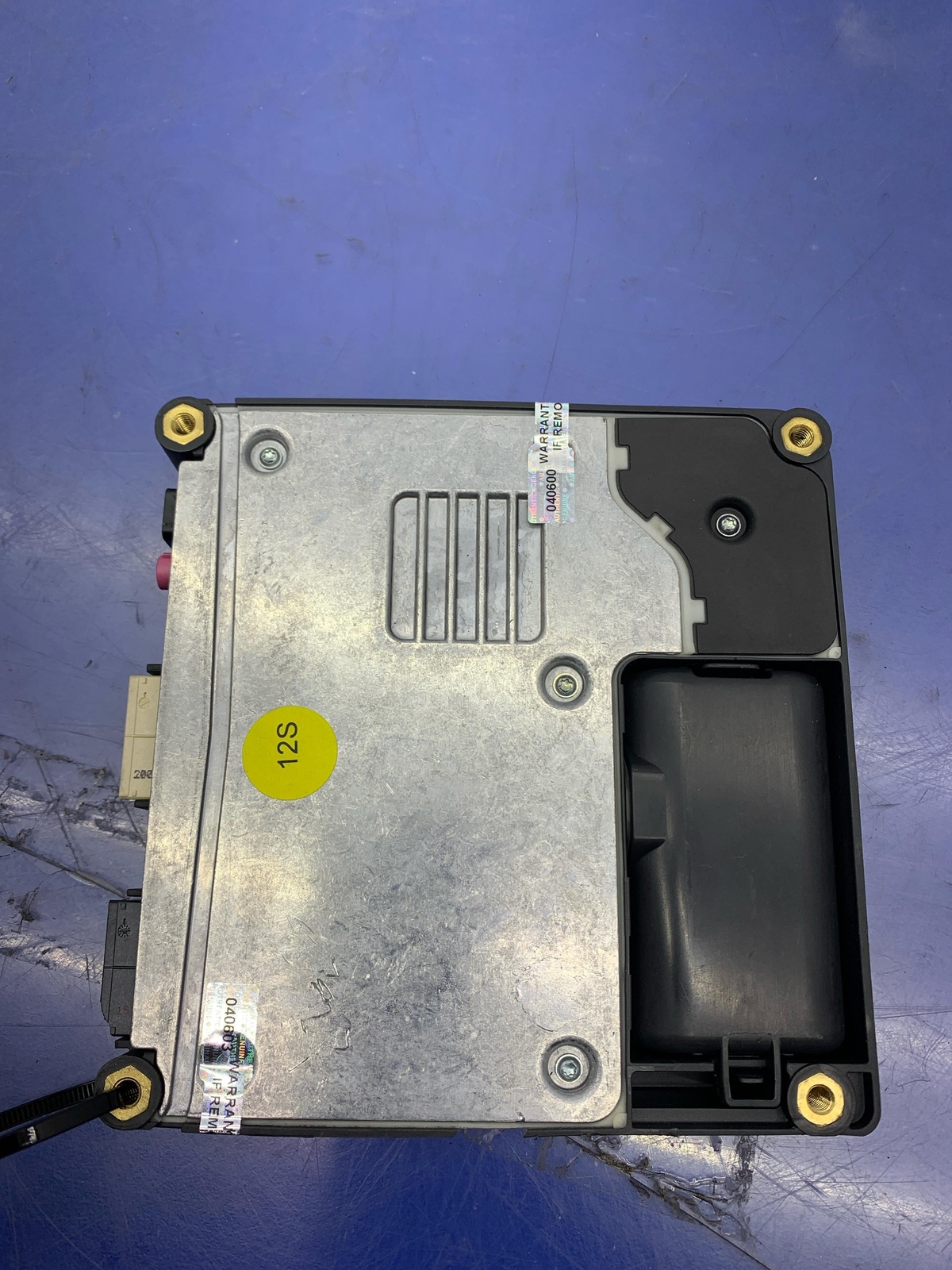 2019 PORSCHE CAYENNE OEM EMERGENCY COMMUNICATION CONTROL MODULE 