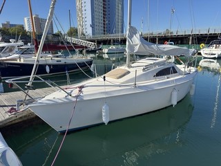 Caravela 22 Sail Boat With Epropulsion Navy 3 Electric Outboard & 80ah Battery