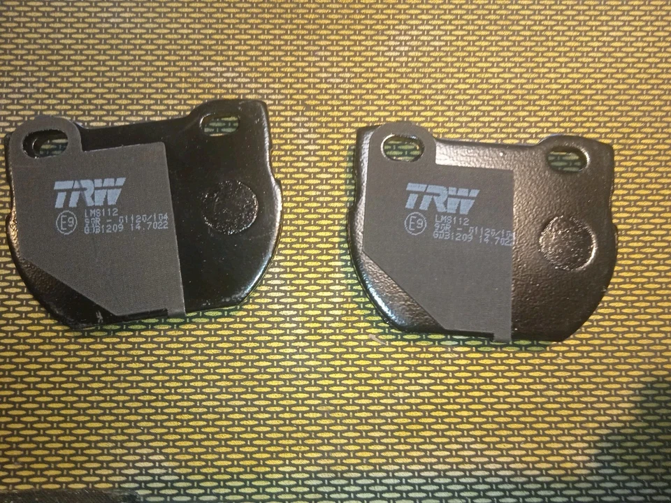 Pastiglie  freno Posteriore LAND ROVER DEFENDER TD5 CABRIO PICK UP - Immagine 2 di 3