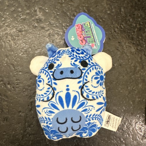 Cows vs Aliens Mystery Beans 4" Cow Plush Porcelain 056