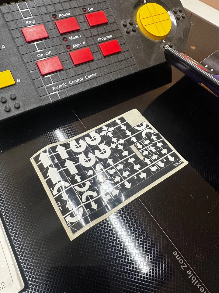 LEGO 8094 TECHNIC Control Centre, foto 4 di 5