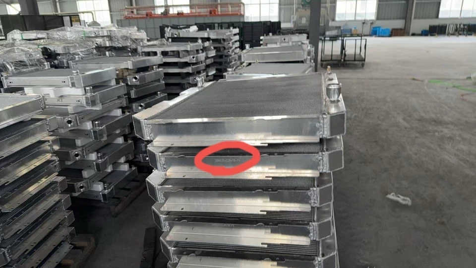 Cadillac DeVille 1965-1974 radiador KR todo aluminio 3 filas núcleo CC161 Foto 3 de 4