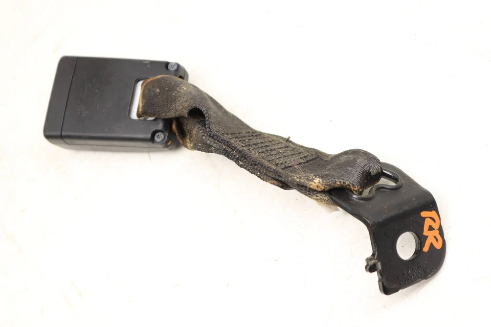 BMW 435I XDRIVE 2015-2016 - Hebilla/receptor del cinturón de seguridad trasero 7322453 Foto 2 de 4