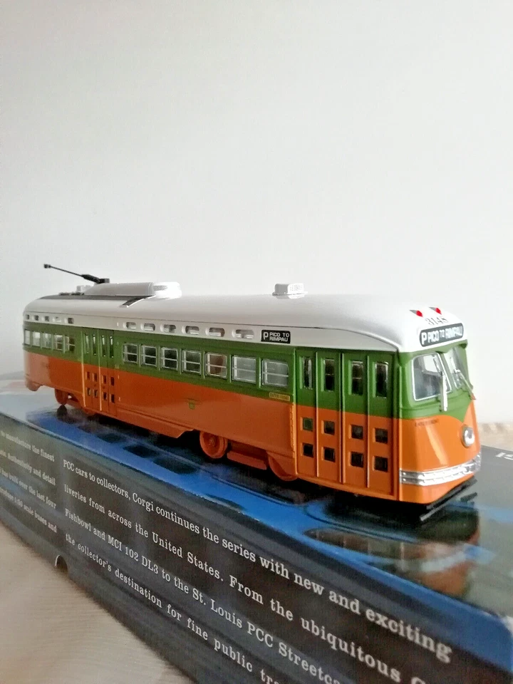 Corgi 1:50 PCC Streetcar Fruit Salad Los Angeles OVP US55021 Vintage Bus Lines - Bild 2 von 4