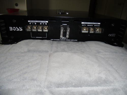 BOSS Audio Systems R6002 Riot Series Car Audio Stereo Amplifier - 1200 High Outp - Picture 2 of 9