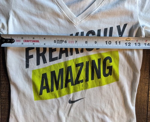 Nike Dri-Fit Athletic Tee, Women's X-Small Slim Fit - Freakishly Amazing Script - 第 4/12 張圖片