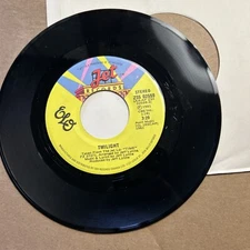 Electric Light Orchestra ELO Twilight/Julie Don't Live Here 1981 Jet Records 45