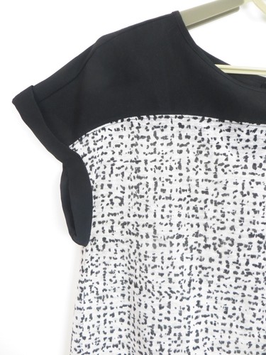 CALVIN KLEIN Jeans Women's Stretch Polyester Blouse Black White Size Large - Picture 4 of 15
