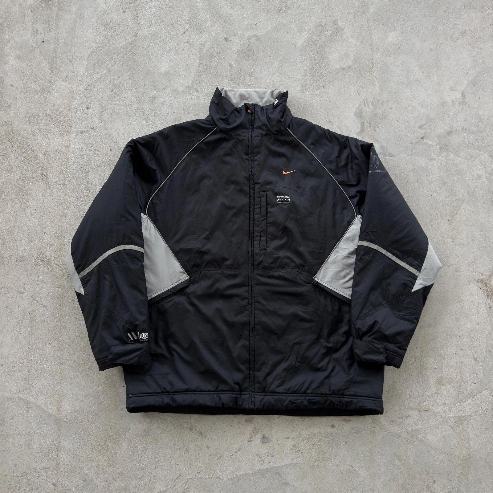 Vintage 90s Nike TN Puffer Jacket Small Swosh Size L Black
Opens in a new window or tab