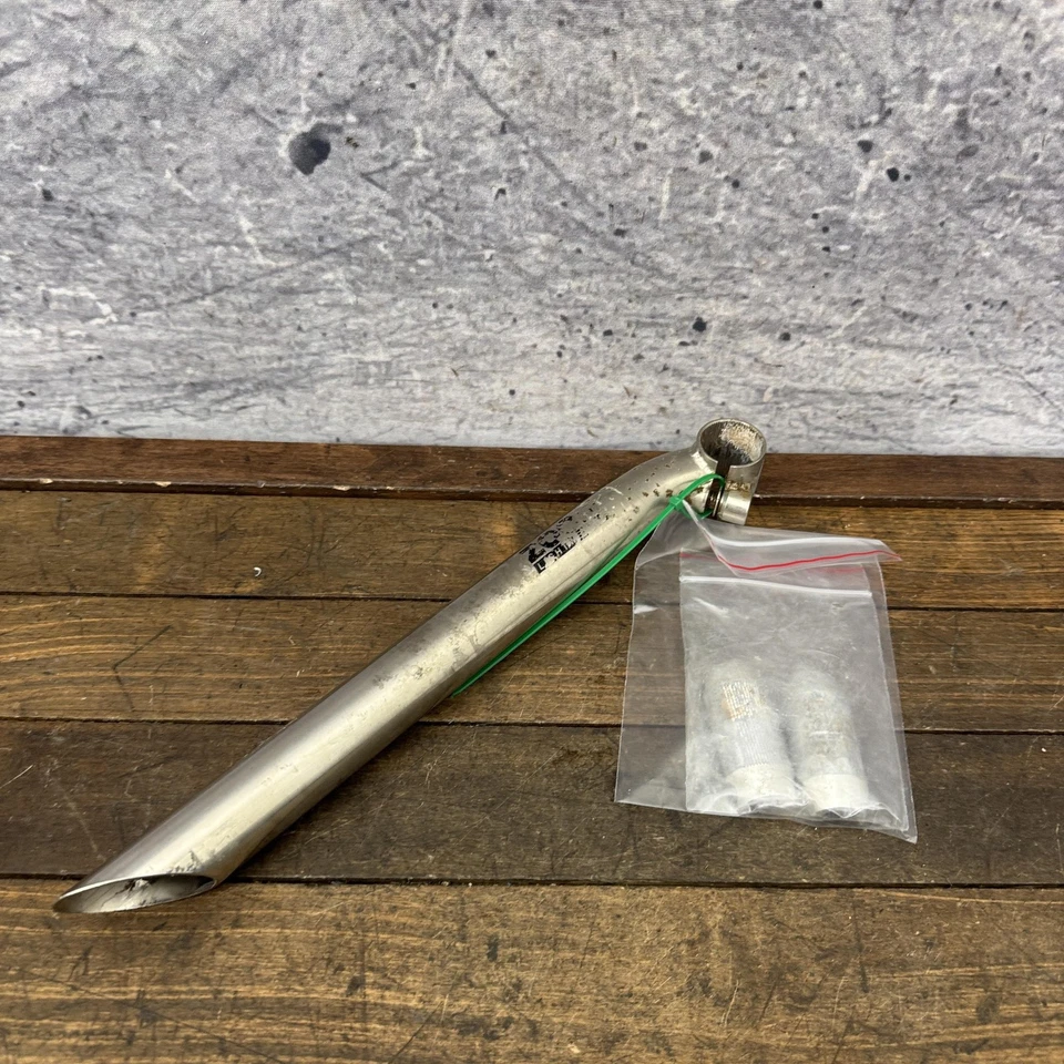 Vintage Zoom Seatpost 26.8 mm 1193 Silver Bike Post 90s MTB Hardware - Image 4 of 4