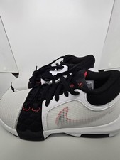Nike LeBron Witness VIII Basketball Shoes Cus...