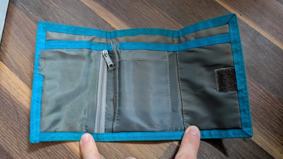 Vintage 1991 90s SEGA ENTERPRISES Sonic Hedgehog Wallet RARE Gaming Collectable - Image 4 of 4