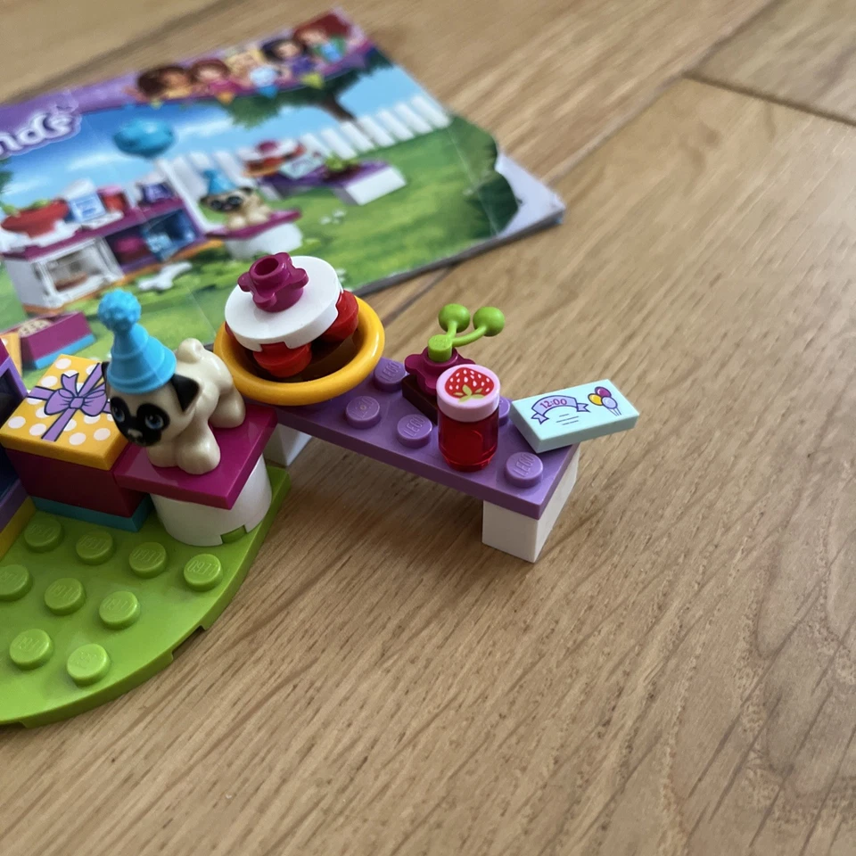 LEGO Friends 41112 Friends Party Cakes 100% Complete with Instructions - Image 3 of 4