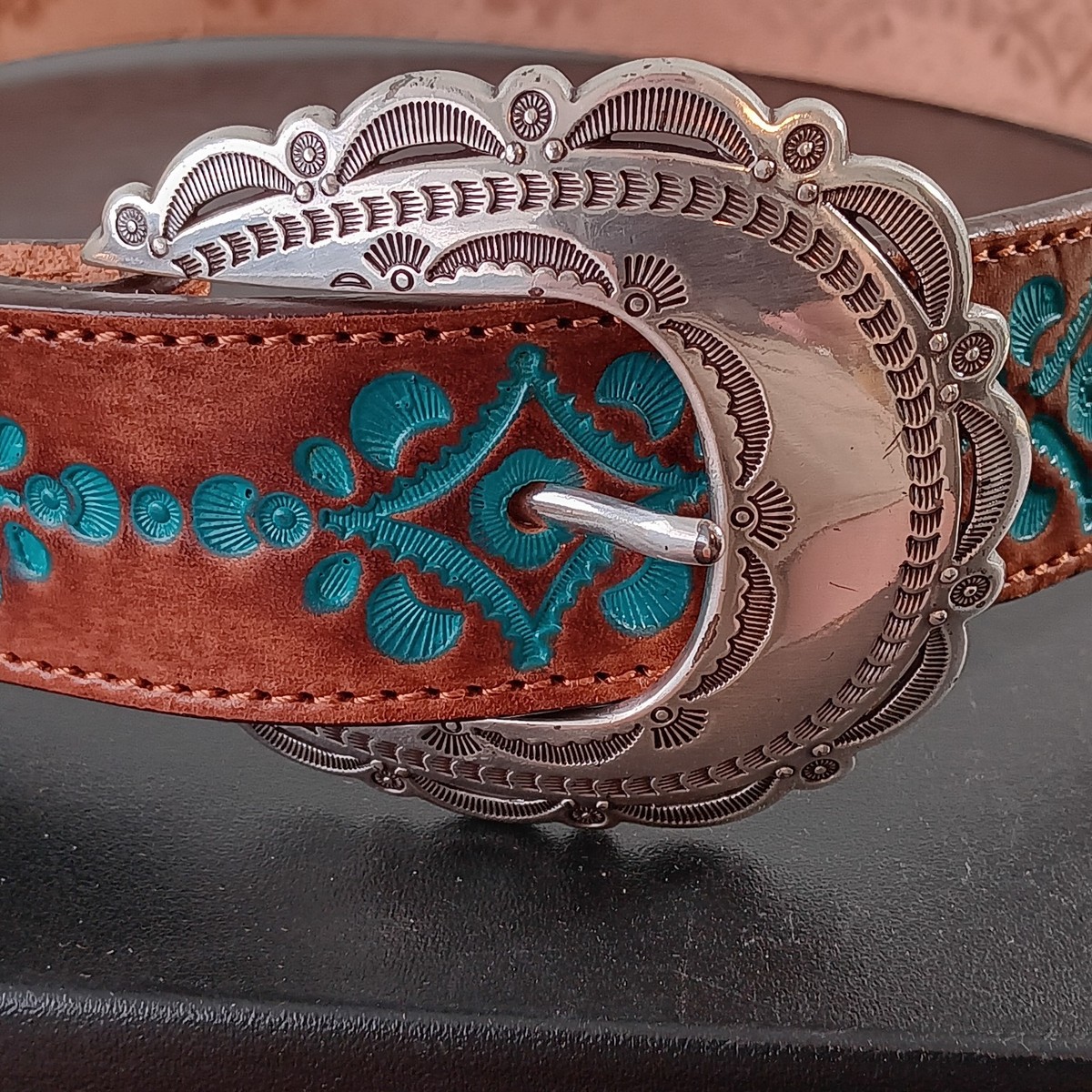 Tooled Brown Leather Western Belt with Silver Buckle Brown Tooled Leather Western Belt – Removable Buckle main image 2