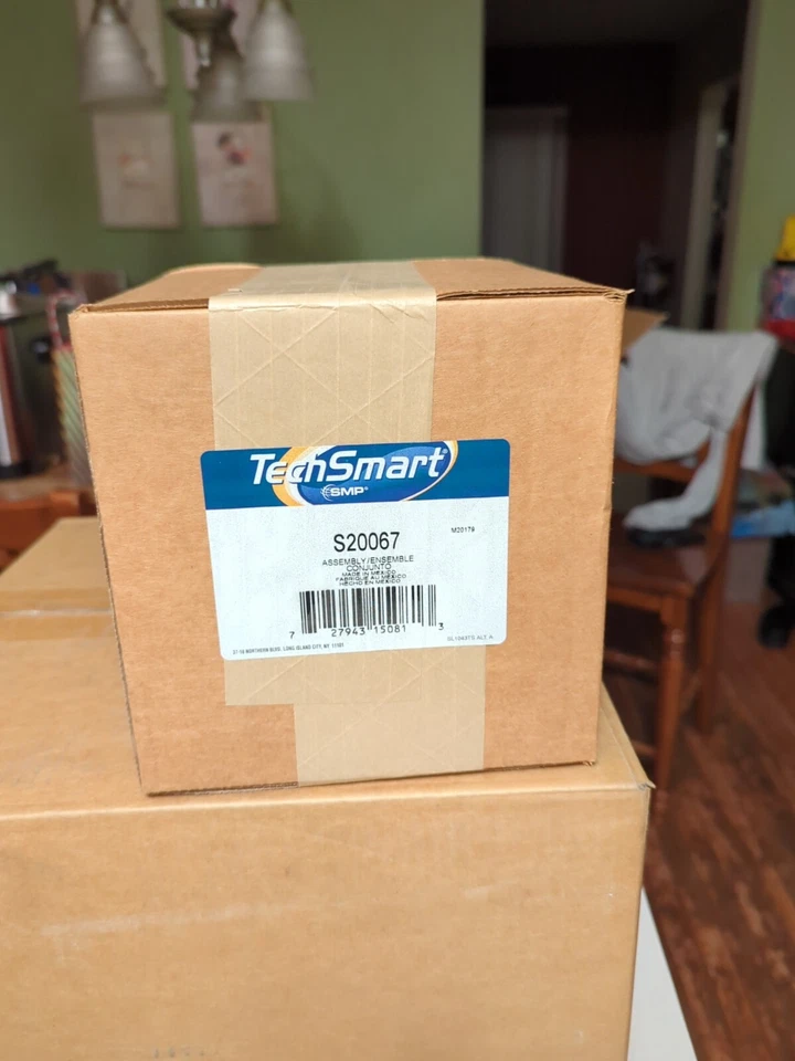 Cuerpo del acelerador TechSmart S20067 inyección de combustible Ford Escape Fusion C-max MKZ Milan Foto 3 de 3