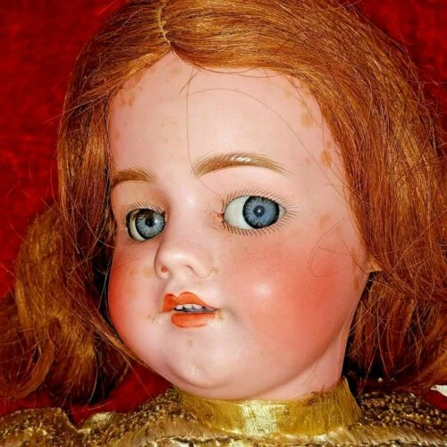 Poupées anciennes Simon & Halbig en porcelaine