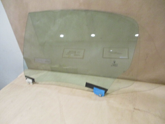 Maserati Quattroporte - LH Rear Door Glass - P/N 66550100