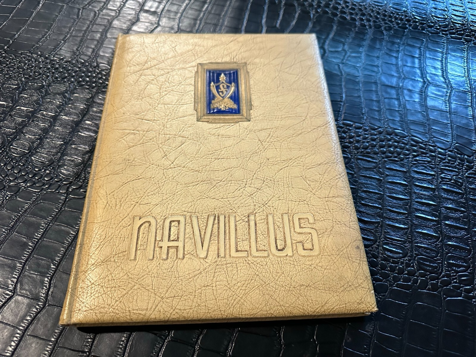 Sullivan Navillus 1945 (NAVILLUS) SULLIVAN high school yearbook - CHICAGO ILLINOIS | eBay