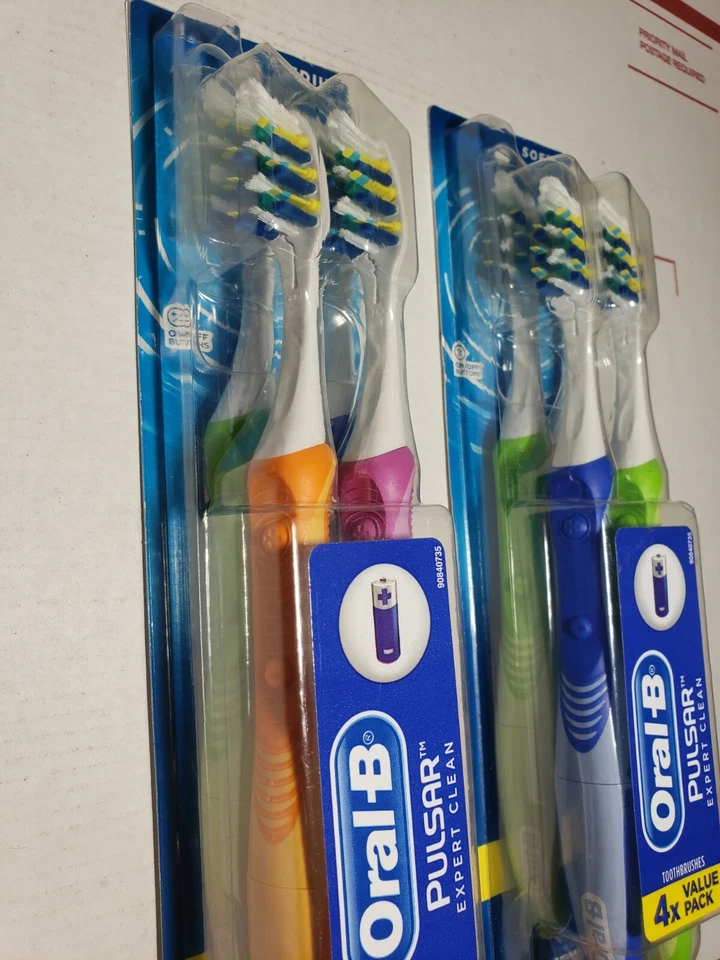 ¡Pack de 8! Oral-B Pulsar Expert Clean Soft Value Pack. 8 cepillos suaves. Foto 2 de 4