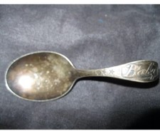 Oneida Community Tudor Plate Loop Curved Infant Spoon Baby embossed silver VTG
