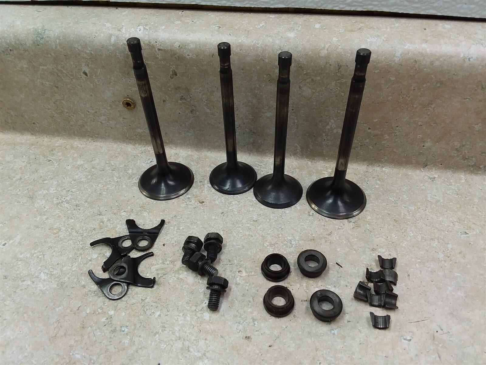 Honda CB500T Engine Cylinder Head Valves Shims LOT 1976 1975 AP251 eBay