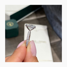 Diamant ovaler Ring IGI zertifiziert VS1 F 3,6 Karat versteckter Heiligenschein 18K Weißgold