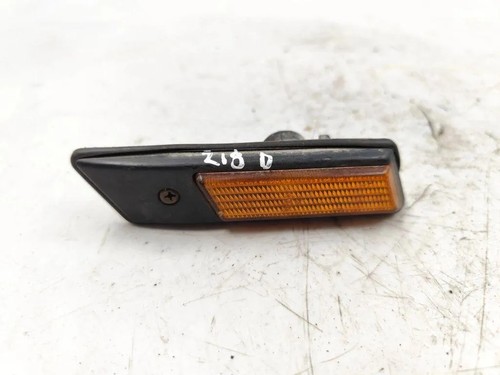 BMW 3 E36 Kotflügelblinker vorne rechts 0142083 1.80 Petrol 85kw 1994 31486732