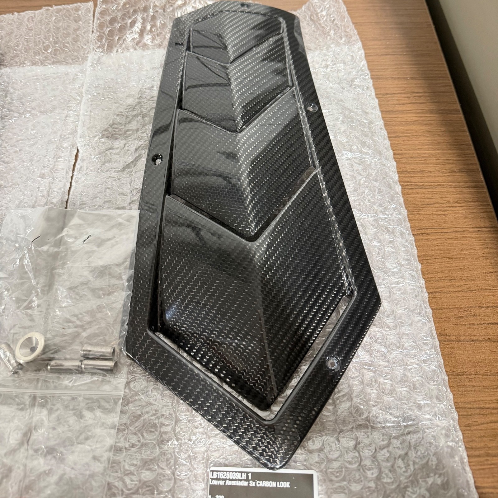 Genuine Lamborghini Complete Kit for Louvers Carbon OEM 470072190A