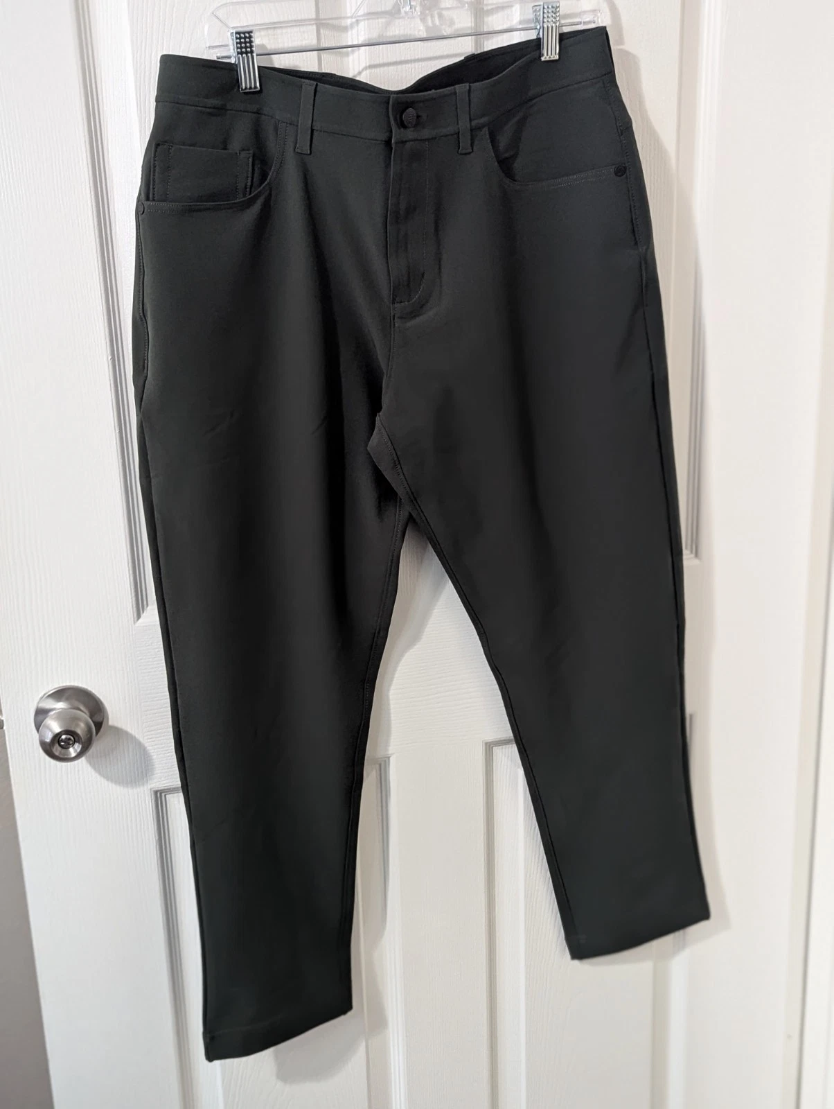 Public Rec Dealmaker Pants Men's Sz 34 Olive Green Work Golf All Day Performance