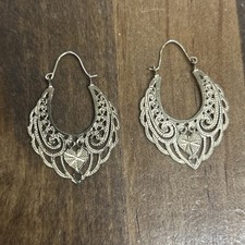 14k Gold Filigree Flat Drop Earrings 1.02 Grams