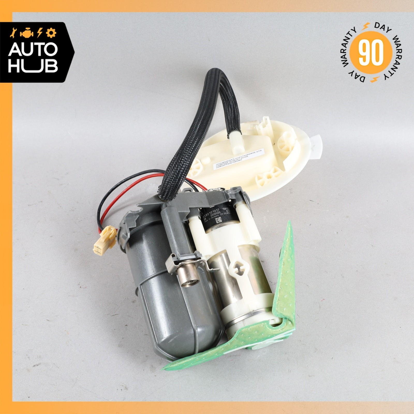 2014 Maserati Quattroporte GTS M156 3.8L Left Side Fuel Gas Tank Pump Unit OEM