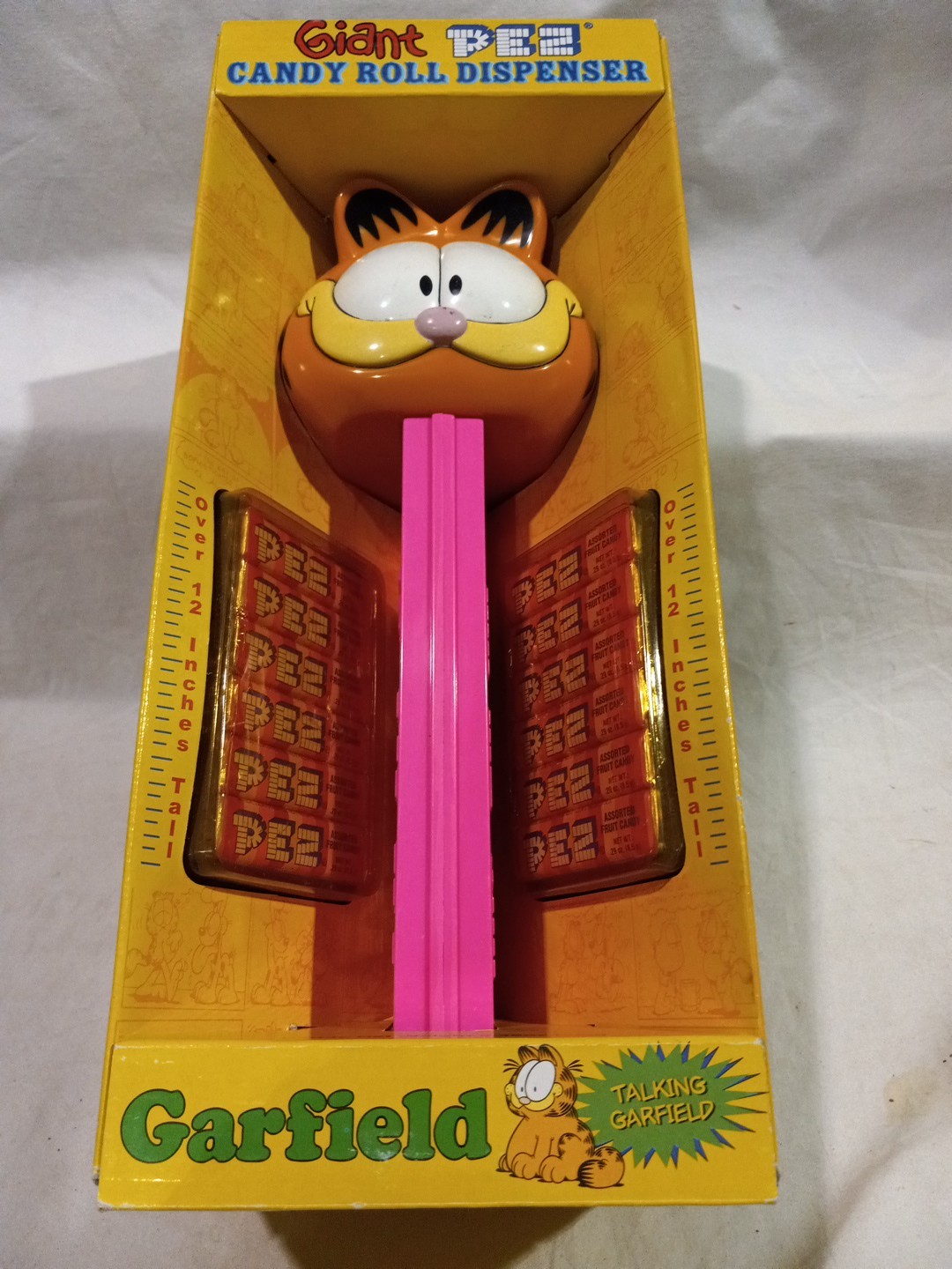 GIANT GARFIELD TALKING PEZ - 12" TALL - NEW IN BOX - SPEAKS 6 DIFFERENT PHRASES