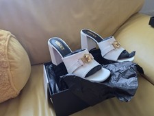 VERSACE WHITE LEATHER MEDUSA BLOCK HEEL MULES SZ 9