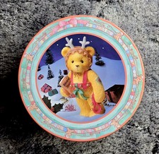 Cherished Teddies Gift Set - Rodney, Plush Teddy Cookie Tin - Item 646504