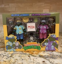 NECA Teenage Mutant Ninja Turtles TMNT Vacation Leonardo & Vacation Donatello