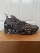 Nike Zoom KD11 "Gold Splatter", Kevin Durant, rare