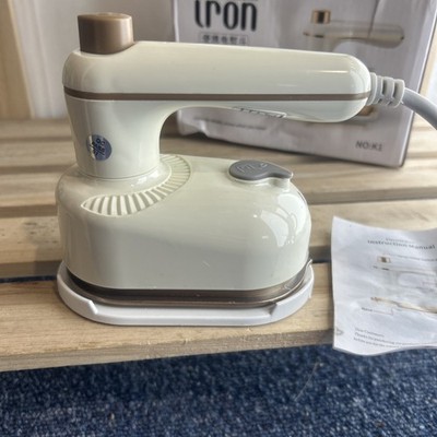 Handheld Vertikal oder Flach Dampfbügeleisen Elektrisch Bügeln Kleidung Dampfgarer Reise
