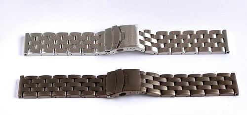 NUOVO Orologio Bracciale 24mm GRIGIO SCURO Grigio Spazzolato Solido Acciaio Inox Doppia Serratura - Foto 5 di 10