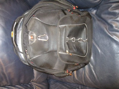 Swiss Army SwissGear Travel Gear Deluxe Laptop Backpack 15 inches 