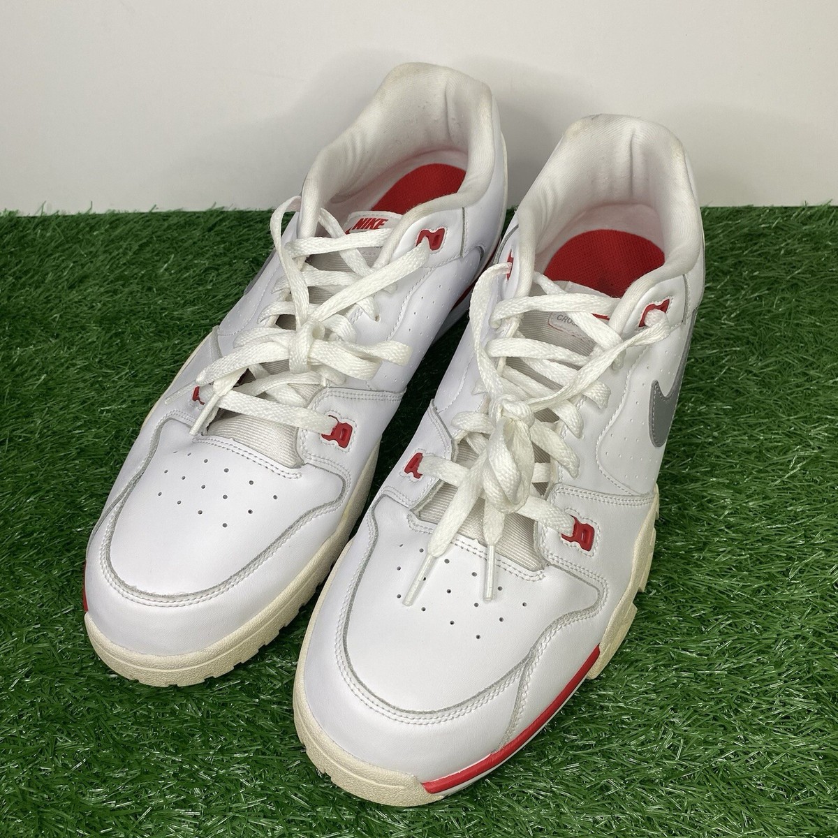Size 13 - Nike Air Cross Trainer Low White University Red