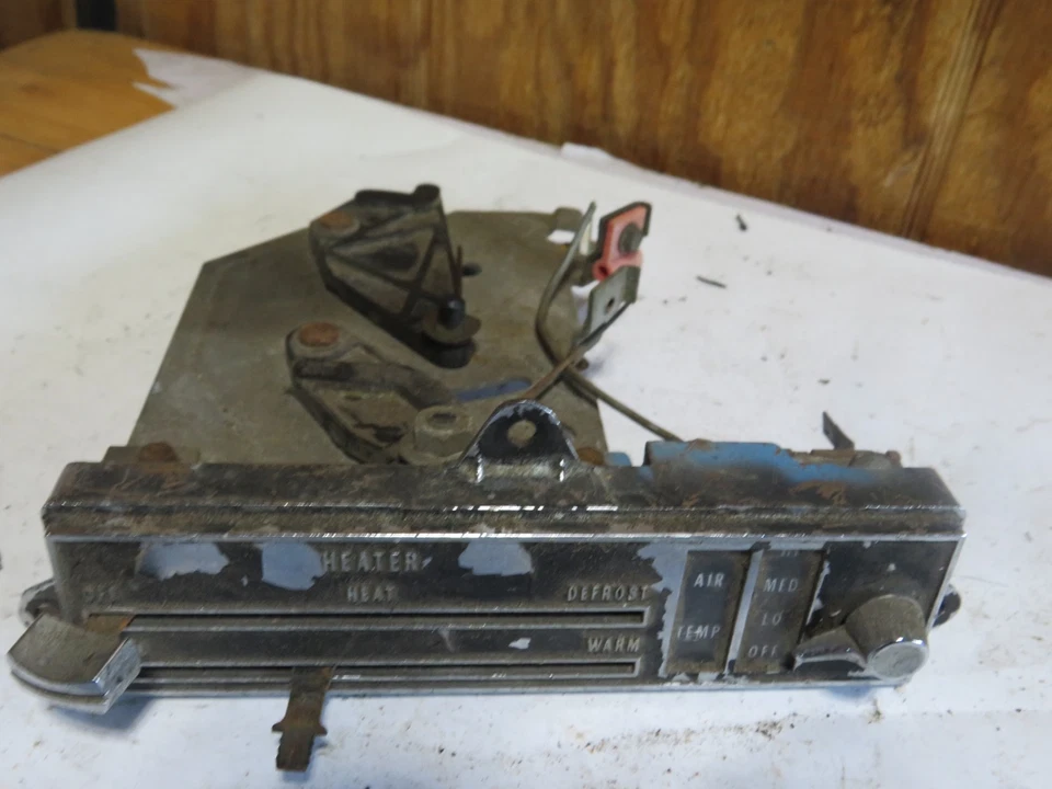 68 1968 69 1969 Oldsmobile Cutlass 442 calefacción aire acondicionado interruptor de control de clima Foto 3 de 4