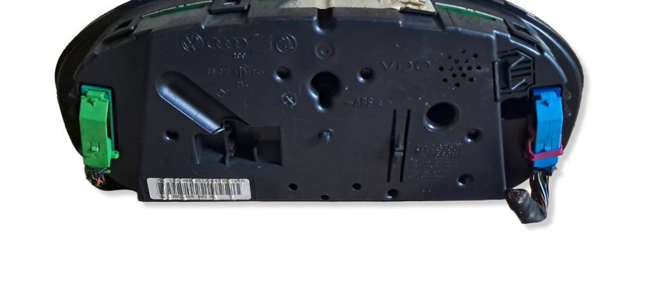 3B0920805A Volkswagen PASSAT B5.5 2001 Diesel speedometer instrument ...