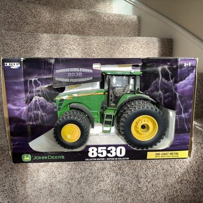 John Deere 1/16th 8530 Collector Edition Ertl# 15137 (Out of Production Toy)