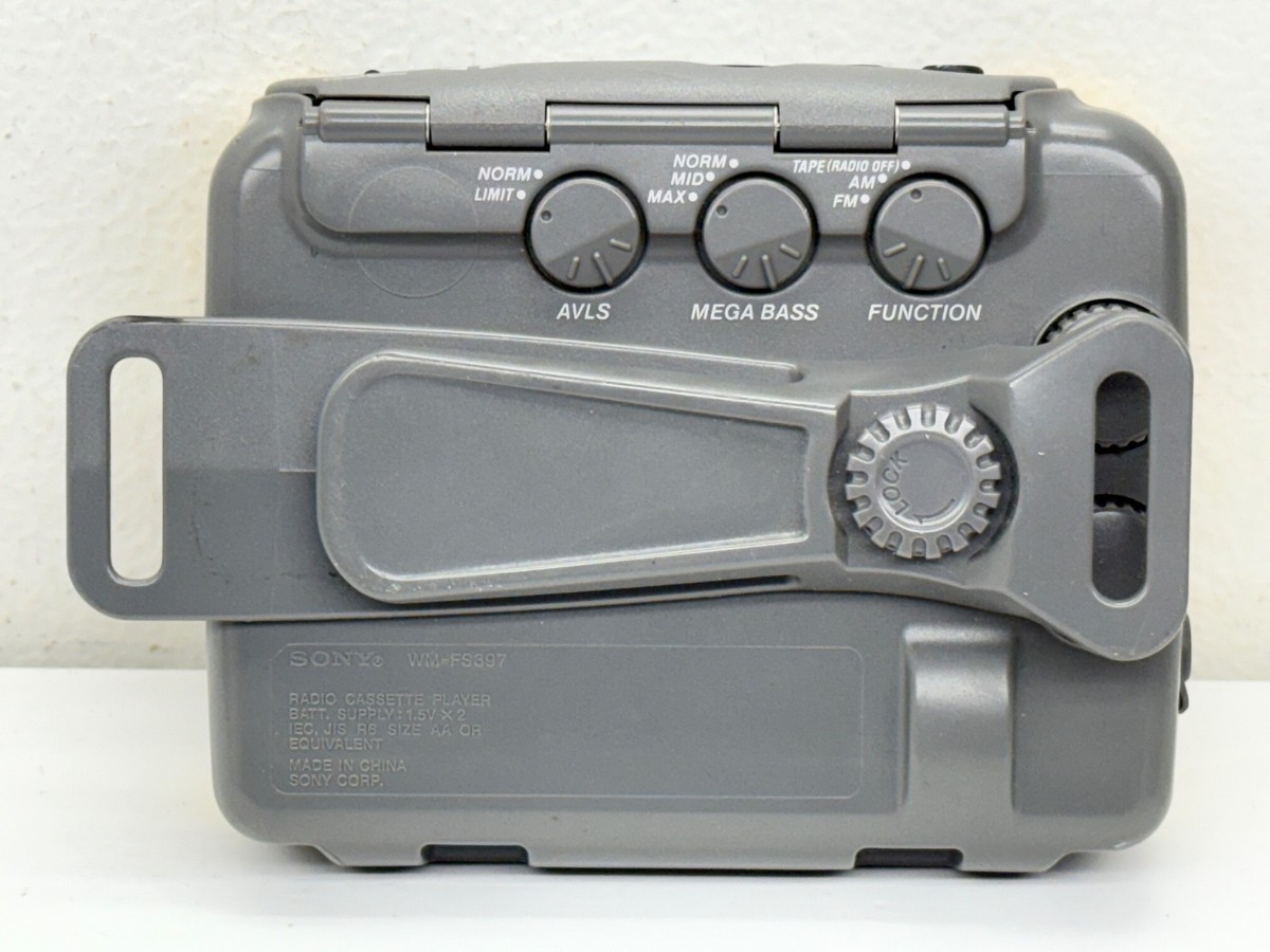 Vintage Sony Sports Walkman WM-FS397 Mega Bass Cassette Player AM