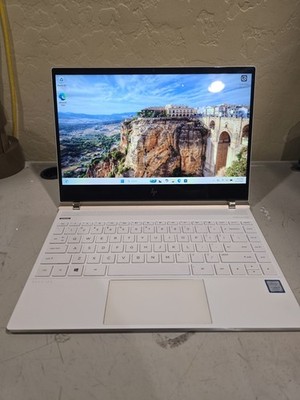 HP Spectre 13-af0xx i7-8550U CPU@1.80 GHz 8GB 256 SSD  No w/AC Adapter