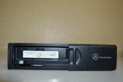 Mercedes C240 SL500 S55 AMG r 6 Disc CD Changer + Magazine MC3330 A2208274642