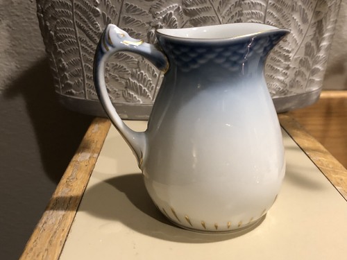 Bing And Grondahl Seagull Creamer #393 - Picture 2 of 5