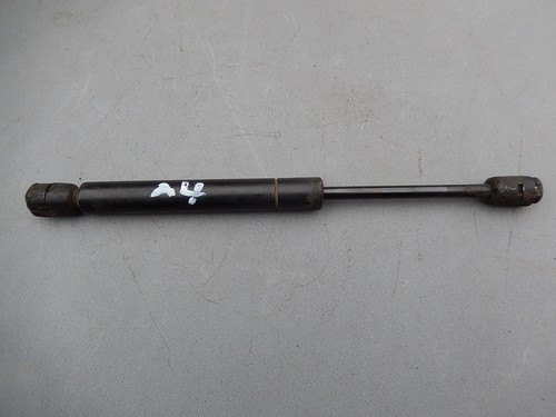 AUDI A4 B5 LIMOUSINE 1995-2000 KOFFERRAUMKLAPPE STREBE ORIGINAL