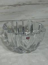 EXQUISITE ORREFORS CRYSTAL CENTERPIECE BOWL SIGNED & NUMBERED BY LARS HELLSTEN