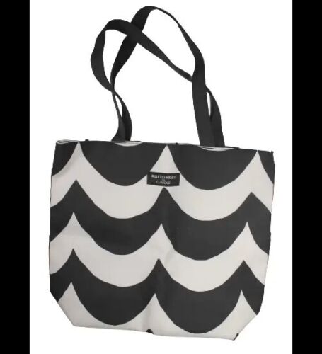 Fluent French Black Tote Bag – OMA Boutique